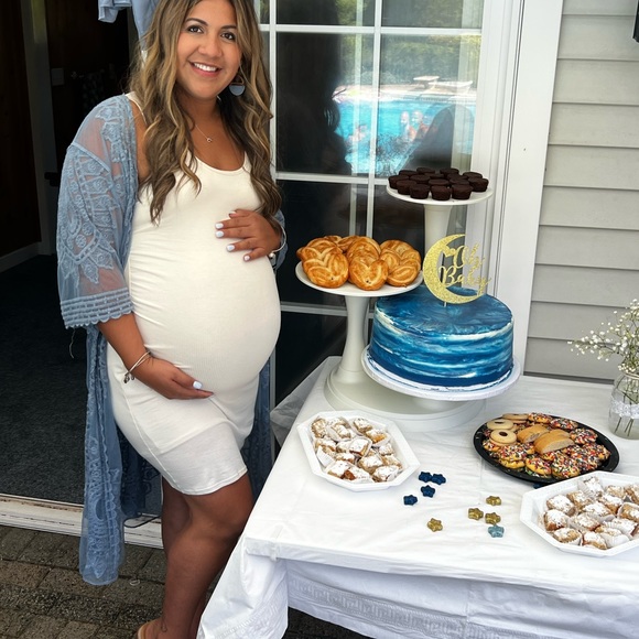 Maternity XL dress - Picture 2 of 3